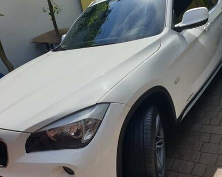 Білий БМВ Х1, об'ємом двигуна 2 л та пробігом 200 тис. км за 12999 $, фото 1 на Automoto.ua
