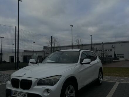 Белый БМВ Х1, объемом двигателя 2 л и пробегом 250 тыс. км за 10500 $, фото 1 на Automoto.ua