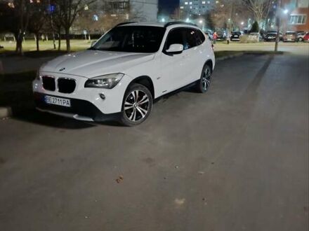 БМВ Х1 2011 у Южноукраинске на Automoto.ua Білий БМВ Х1, об'ємом двигуна 2 л та пробігом 164 тис. км за 10500 $, фото 1 на Automoto.ua