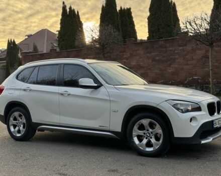 Белый БМВ Х1, объемом двигателя 2 л и пробегом 300 тыс. км за 10700 $, фото 1 на Automoto.ua