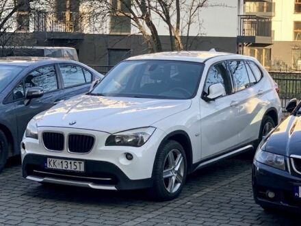 Белый БМВ Х1, объемом двигателя 2 л и пробегом 281 тыс. км за 7493 $, фото 1 на Automoto.ua