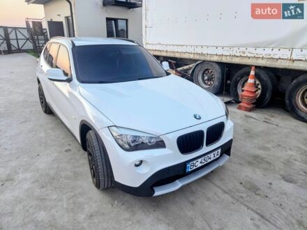 Білий БМВ Х1, об'ємом двигуна 2 л та пробігом 271 тис. км за 13500 $, фото 1 на Automoto.ua