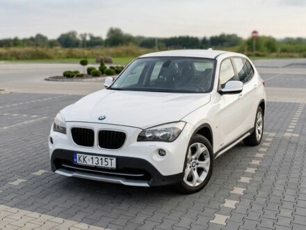 Белый БМВ Х1, объемом двигателя 2 л и пробегом 282 тыс. км за 8838 $, фото 1 на Automoto.ua