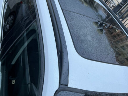 Білий БМВ Х1, об'ємом двигуна 2 л та пробігом 100 тис. км за 13800 $, фото 1 на Automoto.ua