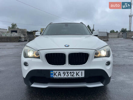 БМВ Х1 2012 в Кременчуге на Automoto.ua Белый БМВ Х1, объемом двигателя 2 л и пробегом 152 тыс. км за 15000 $, фото 1 на Automoto.ua
