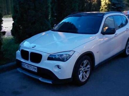 БМВ Х1 2012 в Львове на Automoto.ua Белый БМВ Х1, объемом двигателя 2 л и пробегом 141 тыс. км за 11500 $, фото 1 на Automoto.ua
