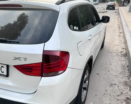 Белый БМВ Х1, объемом двигателя 2 л и пробегом 1 тыс. км за 12000 $, фото 1 на Automoto.ua