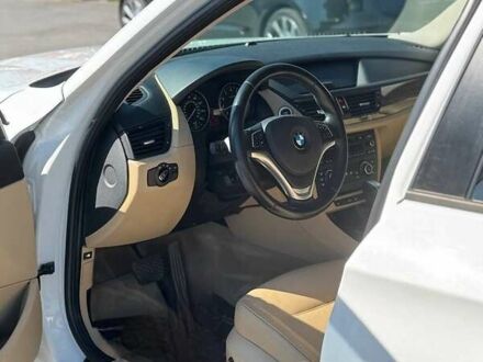 Белый БМВ Х1, объемом двигателя 2.98 л и пробегом 157 тыс. км за 13000 $, фото 1 на Automoto.ua