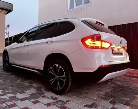 Белый БМВ Х1, объемом двигателя 2 л и пробегом 328 тыс. км за 11111 $, фото 1 на Automoto.ua