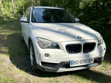БМВ Х1 2012 в Кременце на Automoto.ua Белый БМВ Х1, объемом двигателя 2 л и пробегом 223 тыс. км за 12200 $, фото 1 на Automoto.ua
