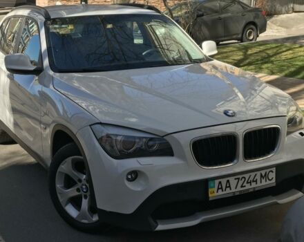 Білий БМВ Х1, об'ємом двигуна 2 л та пробігом 93 тис. км за 13999 $, фото 1 на Automoto.ua