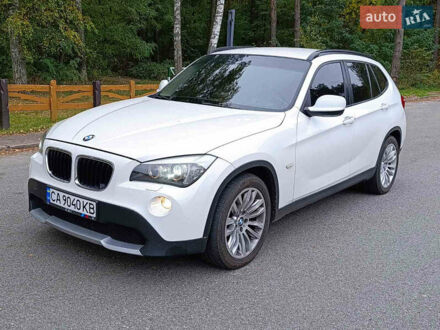 БМВ Х1 2012 в Чернигове на Automoto.ua Белый БМВ Х1, объемом двигателя 2 л и пробегом 267 тыс. км за 13999 $, фото 1 на Automoto.ua