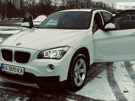 Белый БМВ Х1, объемом двигателя 2 л и пробегом 152 тыс. км за 12000 $, фото 1 на Automoto.ua
