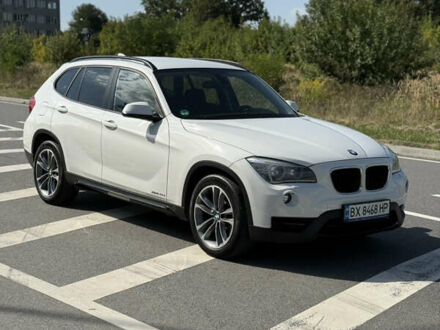 БМВ Х1 2013 в Хмельницком на Automoto.ua Белый БМВ Х1, объемом двигателя 2 л и пробегом 185 тыс. км за 16500 $, фото 1 на Automoto.ua