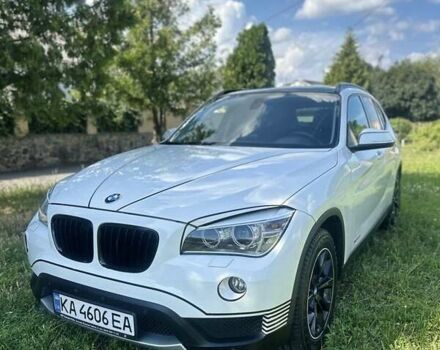 Білий БМВ Х1, об'ємом двигуна 2 л та пробігом 150 тис. км за 13100 $, фото 1 на Automoto.ua