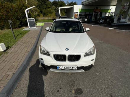 Білий БМВ Х1, об'ємом двигуна 2 л та пробігом 203 тис. км за 13100 $, фото 1 на Automoto.ua
