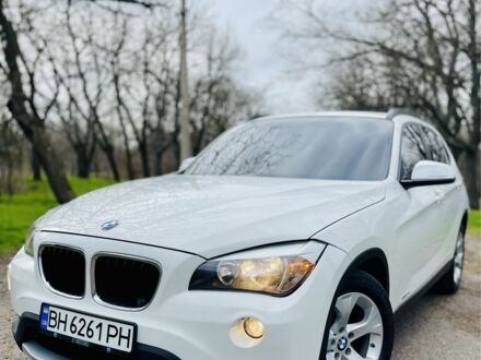 БМВ Х1 2013 в Одессе на Automoto.ua Белый БМВ Х1, объемом двигателя 2 л и пробегом 200 тыс. км за 10500 $, фото 1 на Automoto.ua