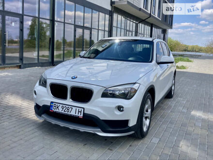 БМВ Х1 2013 в Ровно на Automoto.ua Белый БМВ Х1, объемом двигателя 2 л и пробегом 240 тыс. км за 12800 $, фото 1 на Automoto.ua