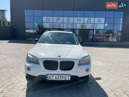 Білий БМВ Х1, об'ємом двигуна 2 л та пробігом 230 тис. км за 10000 $, фото 1 на Automoto.ua