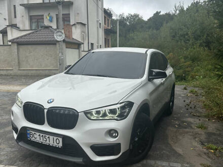 БМВ Х1 2016 у Львові на Automoto.ua Білий БМВ Х1, об'ємом двигуна 2 л та пробігом 170 тис. км за 25500 $, фото 1 на Automoto.ua