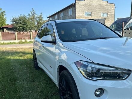 Белый БМВ Х1, объемом двигателя 2 л и пробегом 274 тыс. км за 13499 $, фото 1 на Automoto.ua
