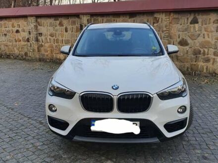 Белый БМВ Х1, объемом двигателя 2 л и пробегом 260 тыс. км за 15300 $, фото 1 на Automoto.ua