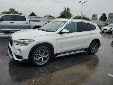 Белый БМВ Х1, объемом двигателя 2 л и пробегом 79 тыс. км за 3200 $, фото 1 на Automoto.ua