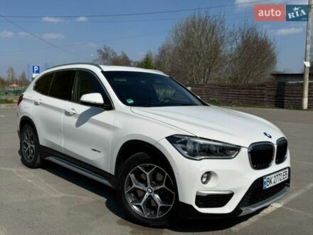 Білий БМВ Х1, об'ємом двигуна 2 л та пробігом 250 тис. км за 17500 $, фото 1 на Automoto.ua