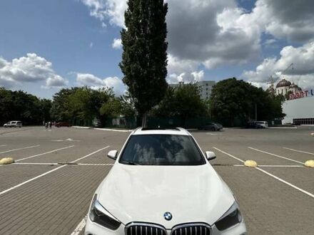 БМВ Х1 2017 в Одессе на Automoto.ua Белый БМВ Х1, объемом двигателя 2 л и пробегом 93 тыс. км за 20800 $, фото 1 на Automoto.ua