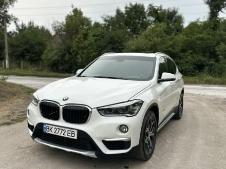 Белый БМВ Х1, объемом двигателя 2 л и пробегом 250 тыс. км за 16522 $, фото 1 на Automoto.ua
