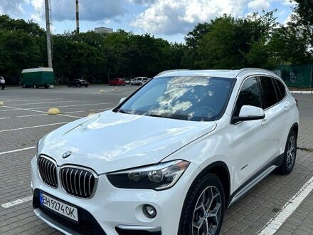 БМВ Х1 2017 в Одессе на Automoto.ua Белый БМВ Х1, объемом двигателя 2 л и пробегом 93 тыс. км за 22000 $, фото 1 на Automoto.ua