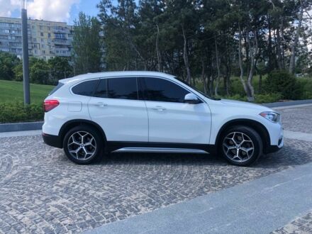 БМВ Х1 2017 в Днепре (Днепропетровске) на Automoto.ua Белый БМВ Х1, объемом двигателя 2 л и пробегом 168 тыс. км за 16499 $, фото 1 на Automoto.ua