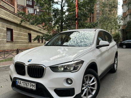Белый БМВ Х1, объемом двигателя 1.5 л и пробегом 110 тыс. км за 21000 $, фото 1 на Automoto.ua