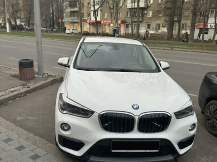 Білий БМВ Х1, об'ємом двигуна 2 л та пробігом 114 тис. км за 22000 $, фото 1 на Automoto.ua