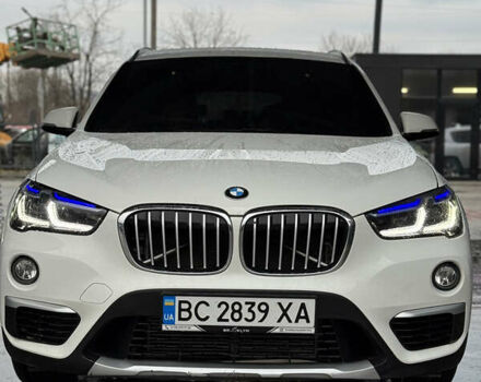 Білий БМВ Х1, об'ємом двигуна 2 л та пробігом 216 тис. км за 19900 $, фото 1 на Automoto.ua