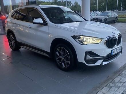 Білий БМВ Х1, об'ємом двигуна 2 л та пробігом 65 тис. км за 27500 $, фото 1 на Automoto.ua