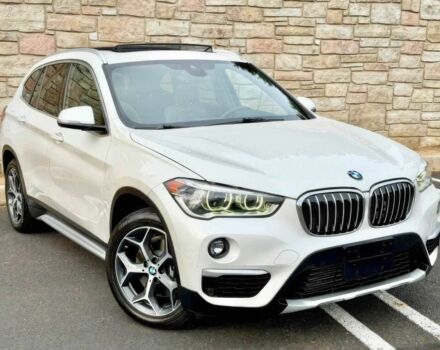 Белый БМВ Х1, объемом двигателя 2 л и пробегом 49 тыс. км за 10000 $, фото 1 на Automoto.ua