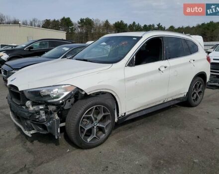 Белый БМВ Х1, объемом двигателя 2 л и пробегом 70 тыс. км за 3000 $, фото 1 на Automoto.ua