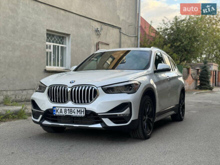 БМВ Х1 2020 в Киеве на Automoto.ua Белый БМВ Х1, объемом двигателя 2 л и пробегом 80 тыс. км за 26999 $, фото 1 на Automoto.ua