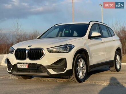 БМВ Х1 2021 у Ужгороді на Automoto.ua Білий БМВ Х1, об'ємом двигуна 2 л та пробігом 52 тис. км за 33800 $, фото 1 на Automoto.ua