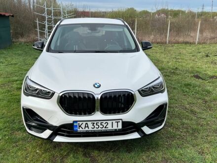 БМВ Х1 2022 в Хмельницком на Automoto.ua Белый БМВ Х1, объемом двигателя 2 л и пробегом 21 тыс. км за 31999 $, фото 1 на Automoto.ua