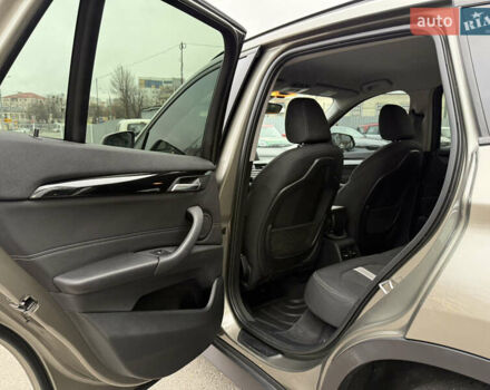 Бежевий БМВ Х1, об'ємом двигуна 1.5 л та пробігом 112 тис. км за 20500 $, фото 25 на Automoto.ua