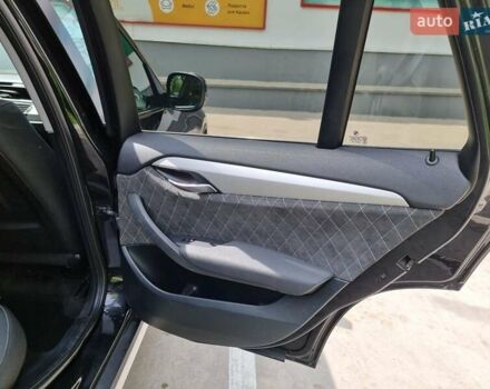 Чорний БМВ Х1, об'ємом двигуна 2 л та пробігом 264 тис. км за 10900 $, фото 6 на Automoto.ua