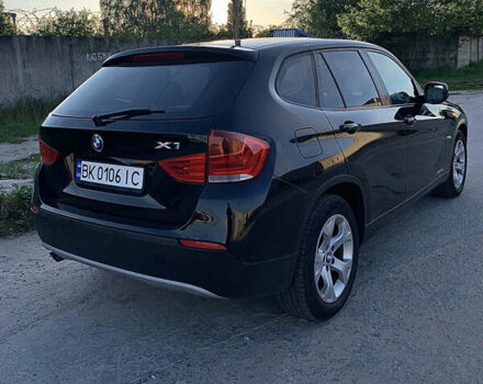 Чорний БМВ Х1, об'ємом двигуна 2 л та пробігом 286 тис. км за 11850 $, фото 3 на Automoto.ua