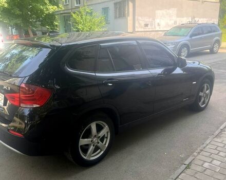 Чорний БМВ Х1, об'ємом двигуна 2 л та пробігом 300 тис. км за 8000 $, фото 2 на Automoto.ua