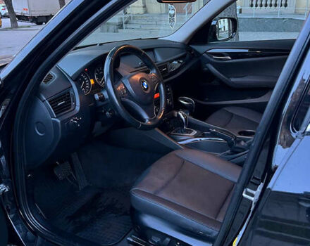 Чорний БМВ Х1, об'ємом двигуна 2 л та пробігом 173 тис. км за 12300 $, фото 18 на Automoto.ua