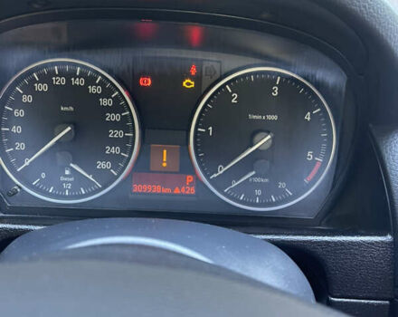 Чорний БМВ Х1, об'ємом двигуна 2 л та пробігом 301 тис. км за 12500 $, фото 8 на Automoto.ua