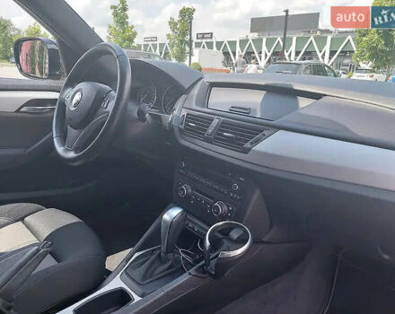 БМВ Х1 2011 в Хмельницком на Automoto.ua Черный БМВ Х1, объемом двигателя 2 л и пробегом 198 тыс. км за 12000 $, фото 36 на Automoto.ua