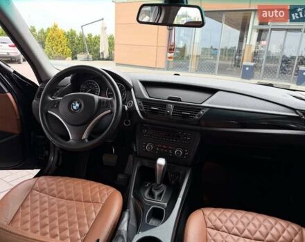 Чорний БМВ Х1, об'ємом двигуна 2 л та пробігом 114 тис. км за 11999 $, фото 11 на Automoto.ua
