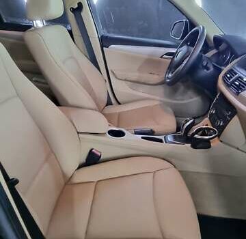 Черный БМВ Х1, объемом двигателя 2 л и пробегом 94 тыс. км за 12500 $, фото 5 на Automoto.ua